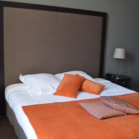 Chateau De La Pomarede Hotel Екстериор снимка